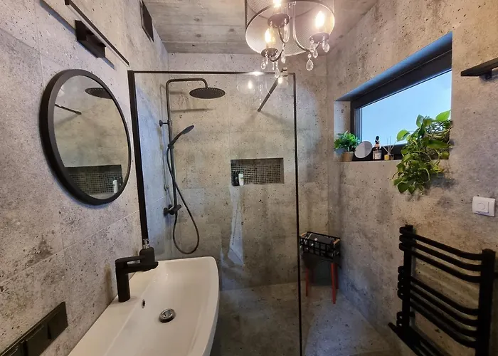 Na Kamiencu W Dolinie Dunajca Nr 1 *